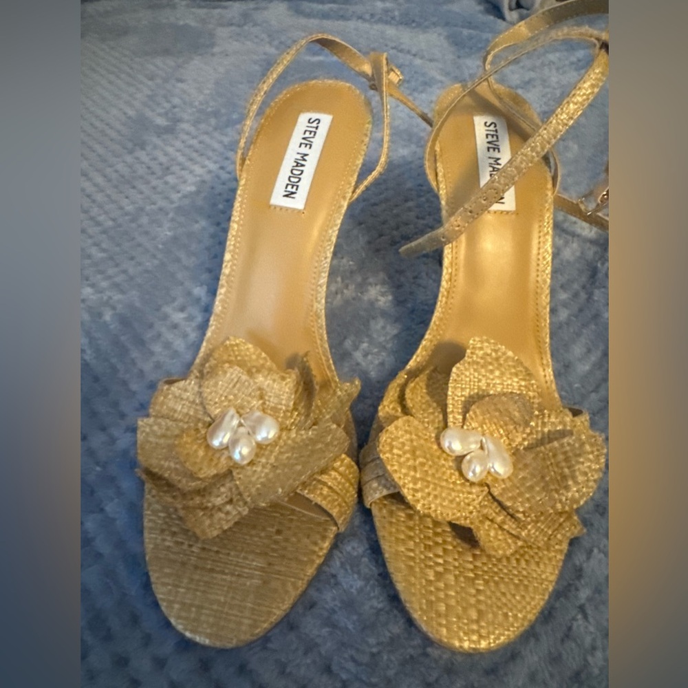 Gianni Bini Heels NWBF